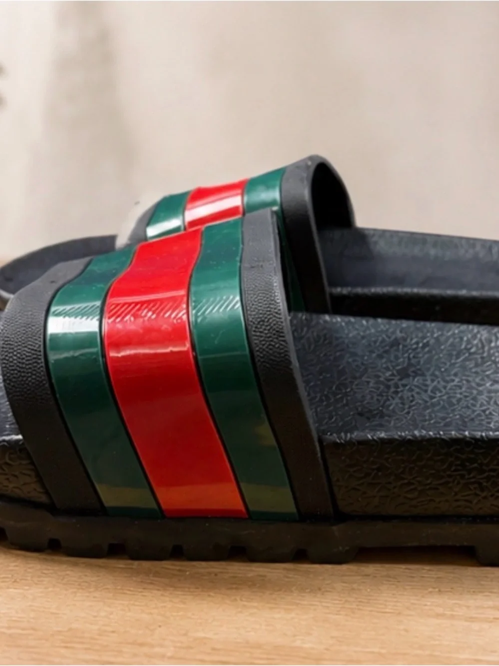 Gucci Black Slides with Signature Green and Red Stripes—MEN’S WEAR